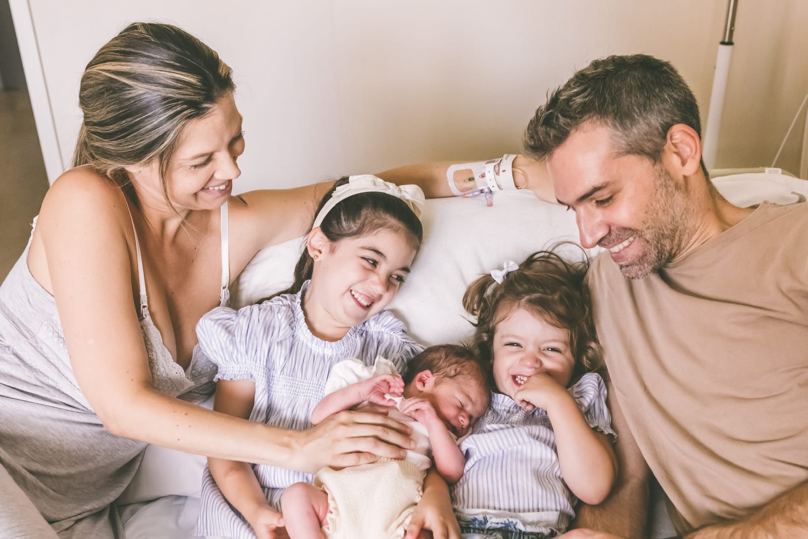 Pablo and wife with their three daughters in hospital